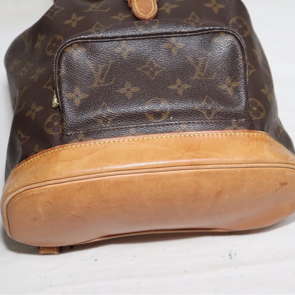 MM backpack 

The ever popular backpack - this one is in excellent - Picture 5 of 16